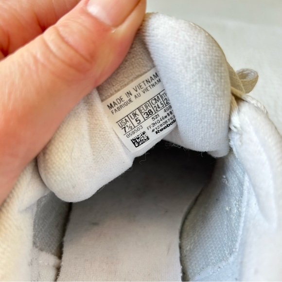 Reebok Womens Classic Leather Sneaker 7.5 - Picture 9 of 11